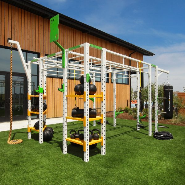 Outdoor fitness at the Fit Barn