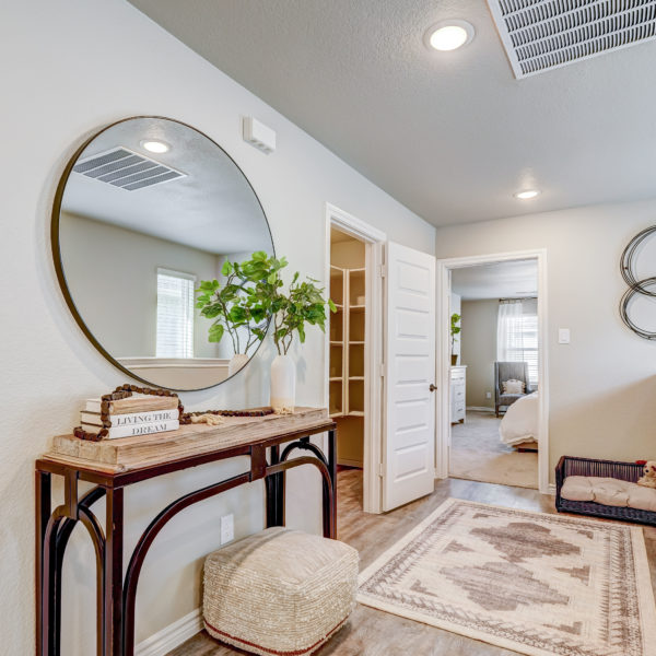 BB Living - Single-family Rental Home Hallway